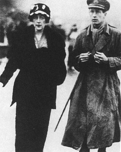 Agatha Christie с первым мужем Арчибальдом