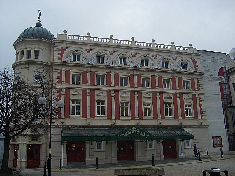 Театр Лицеум