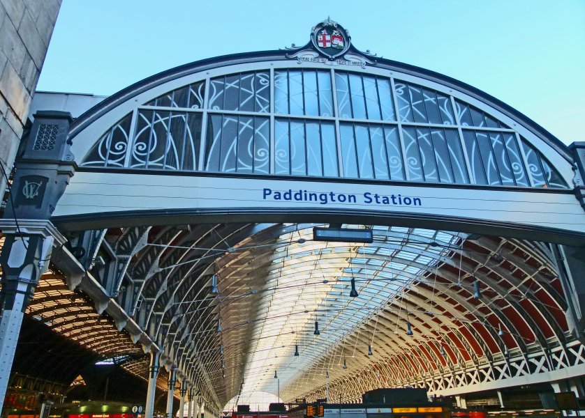 Главный вход вокзала Паддингтон