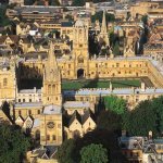 Университет Оксфорд — целый город для обучения с развлечением
